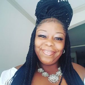 Meet your Posher, Tina